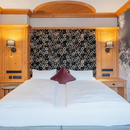Otel Alois 4 Sterne Superior Tux