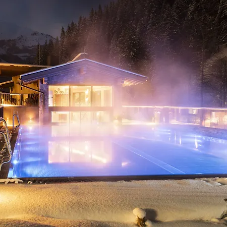 Alois 4 Sterne Superior Tux